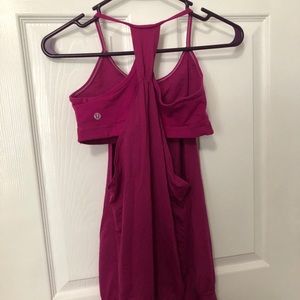 Lululemon tank with sports bra!